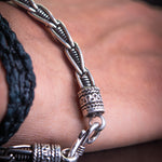 Load image into Gallery viewer, Bangle beaded silver bracelet