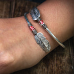 Load image into Gallery viewer, Sterling silver feather bangle