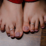 Load image into Gallery viewer, CrownGleam – Silver Toe Rings