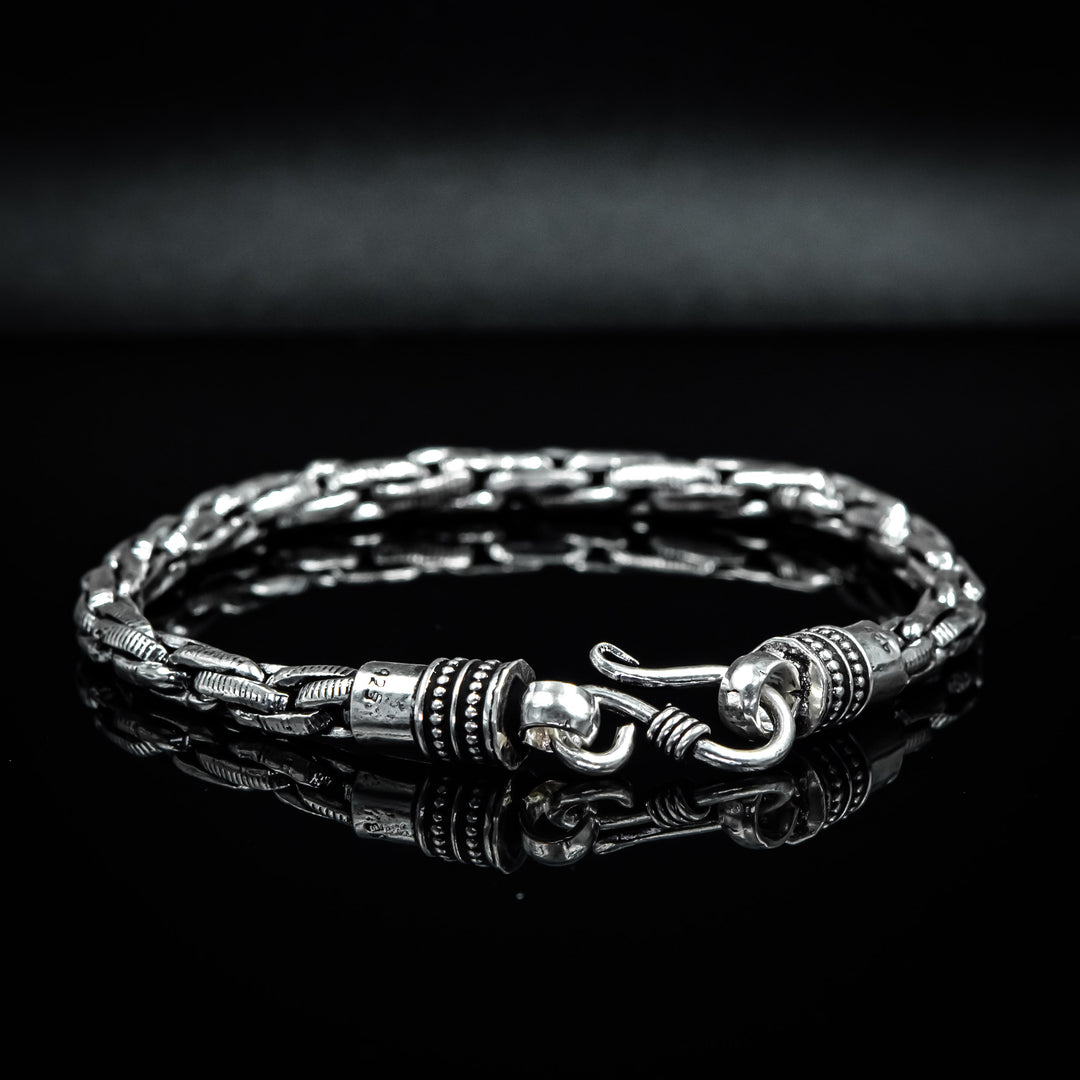 Silver Thread Chain Bracelet