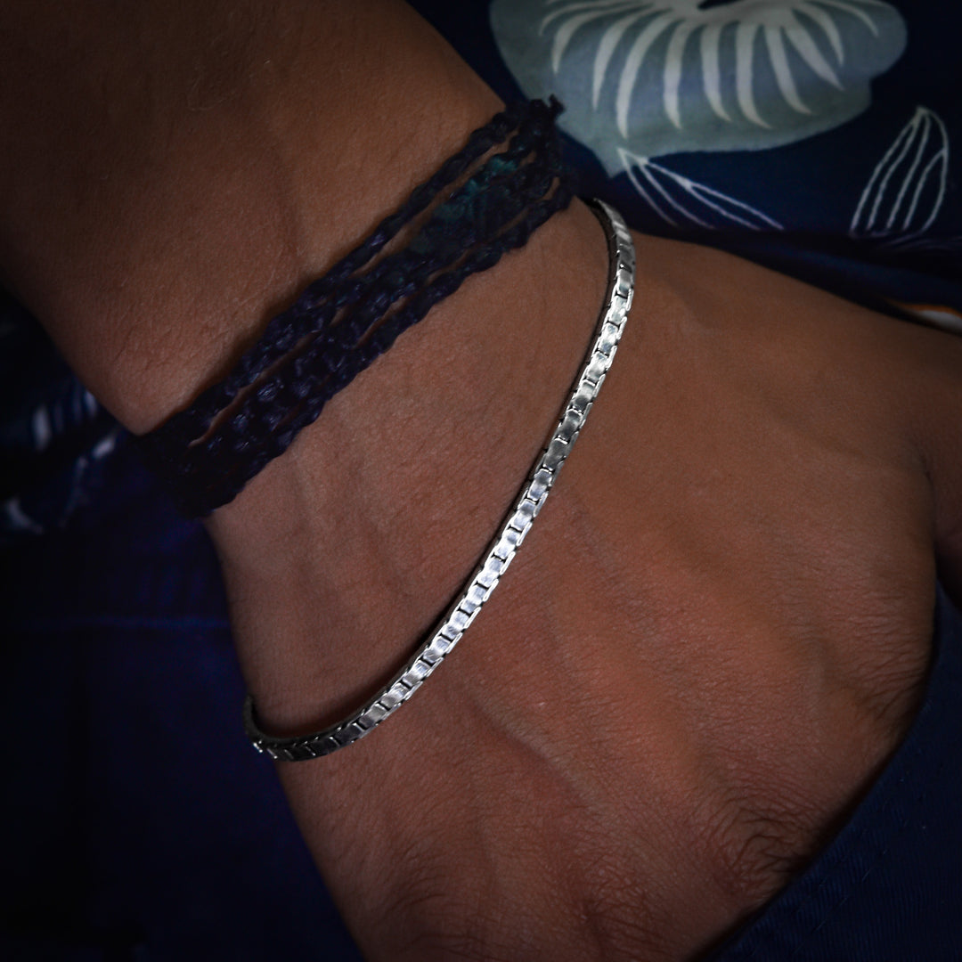Rectangular curb silver chain