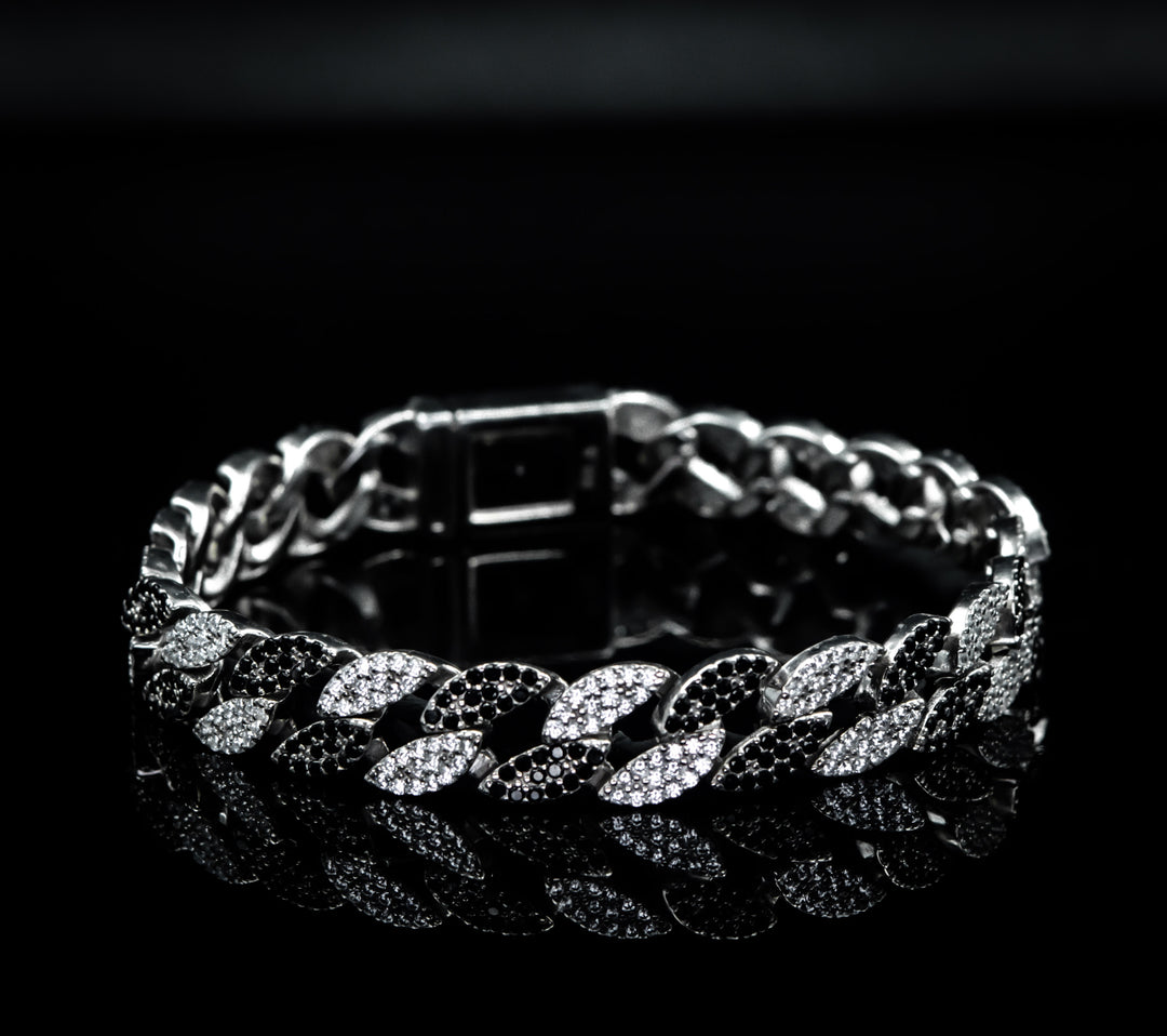 Flat curb classic bracelet
