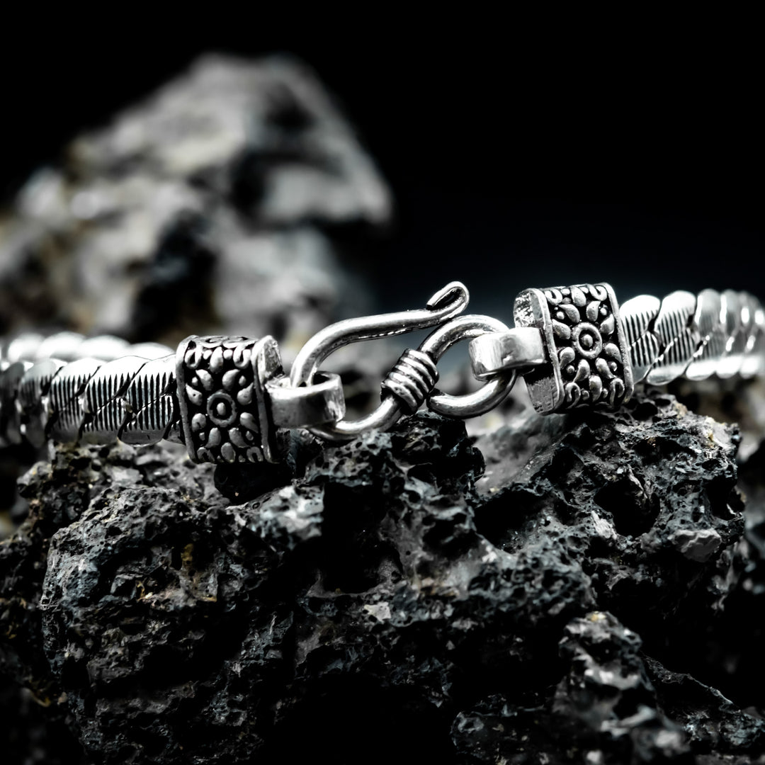 Mens Solid square silver chain Bracelet
