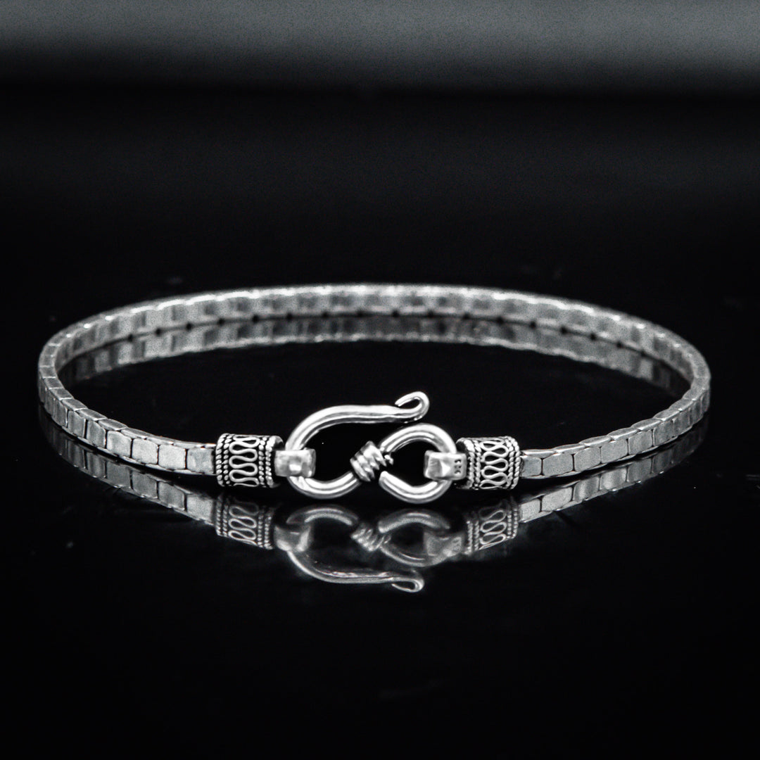Rectangular curb silver chain