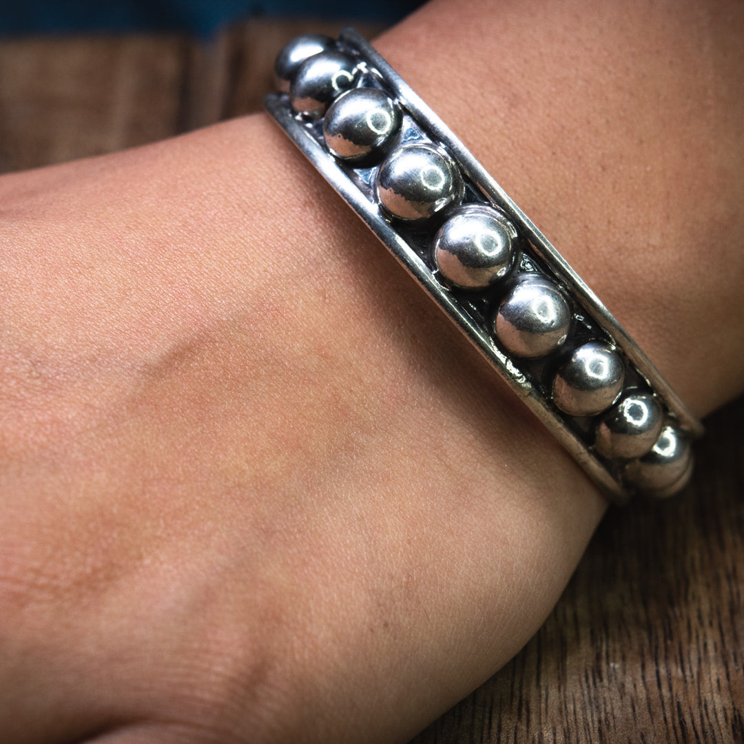 Sterling silver pearl bangle