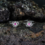 Load image into Gallery viewer, GleamLoop – 925 Silver Toe Ring
