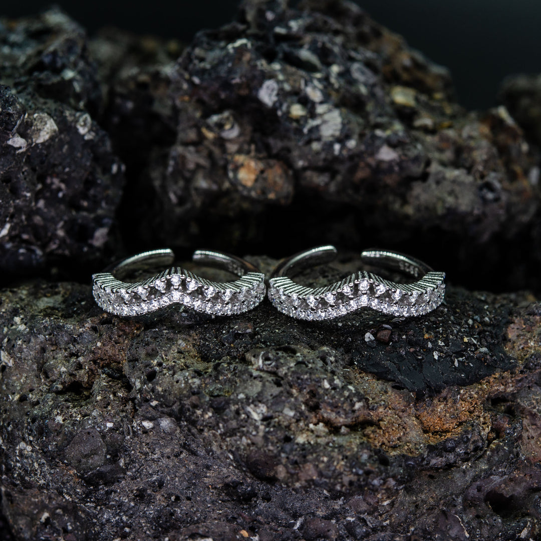 SparkleWave – 925 Silver Toe Ring