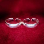 Load image into Gallery viewer, SleekBand – 925 Silver Toe Ring
