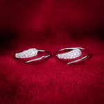 Load image into Gallery viewer, GlimmerTwist – 925 Silver Toe Ring
