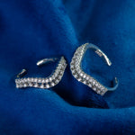 Load image into Gallery viewer, WaveGlow – 925 Silver Toe Ring
