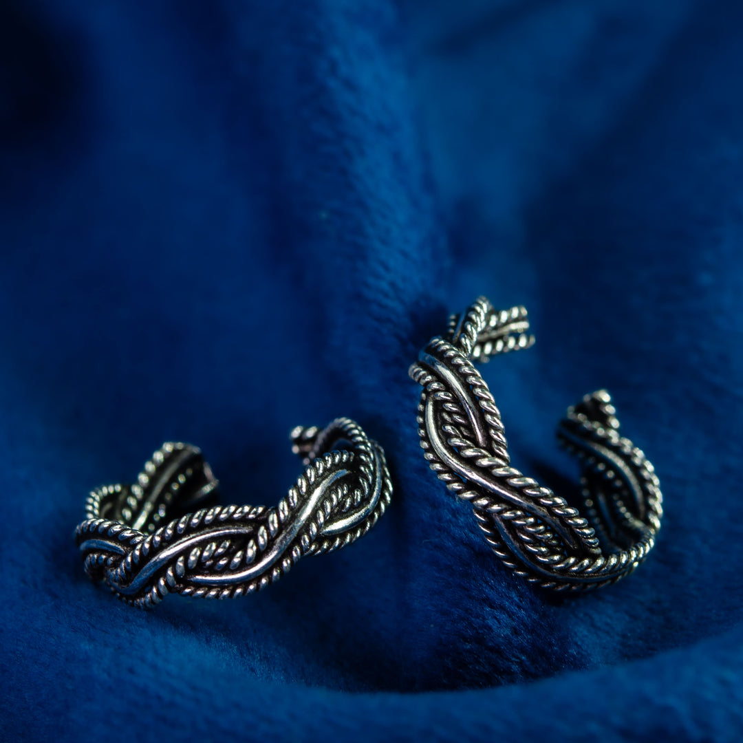 TwineKnot – 925 Silver Toe Ring