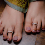 Load image into Gallery viewer, SparkleWave – 925 Silver Toe Ring
